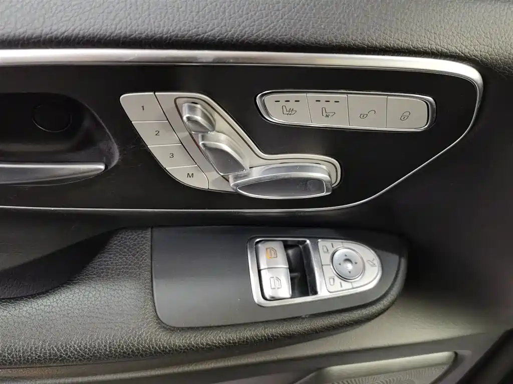 Mercedes-Benz Mercedes-Benz V-Class 2018 V 260 Navigation Edition China VI 2019 - thumbnail 9