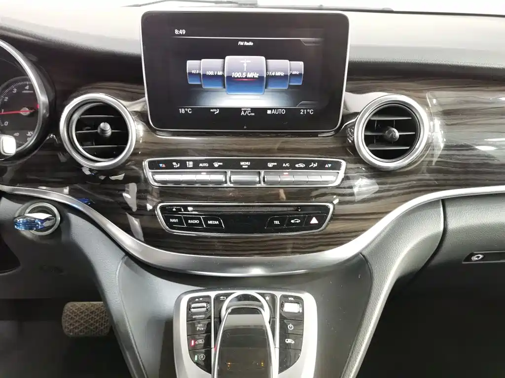 Mercedes-Benz Mercedes-Benz V-Class 2018 V 260 Navigation Edition China VI 2019 - thumbnail 12