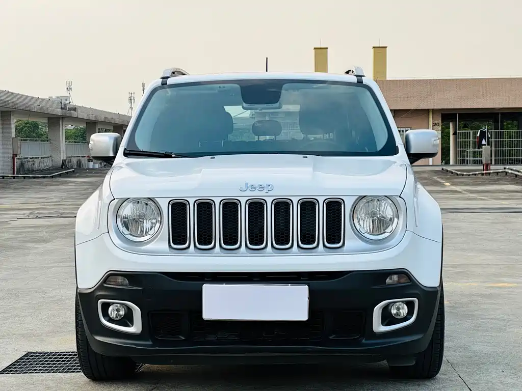 Jeep Jeep Cherokee 2017 180T Automatic Intelligent Edition 2018 - thumbnail 2