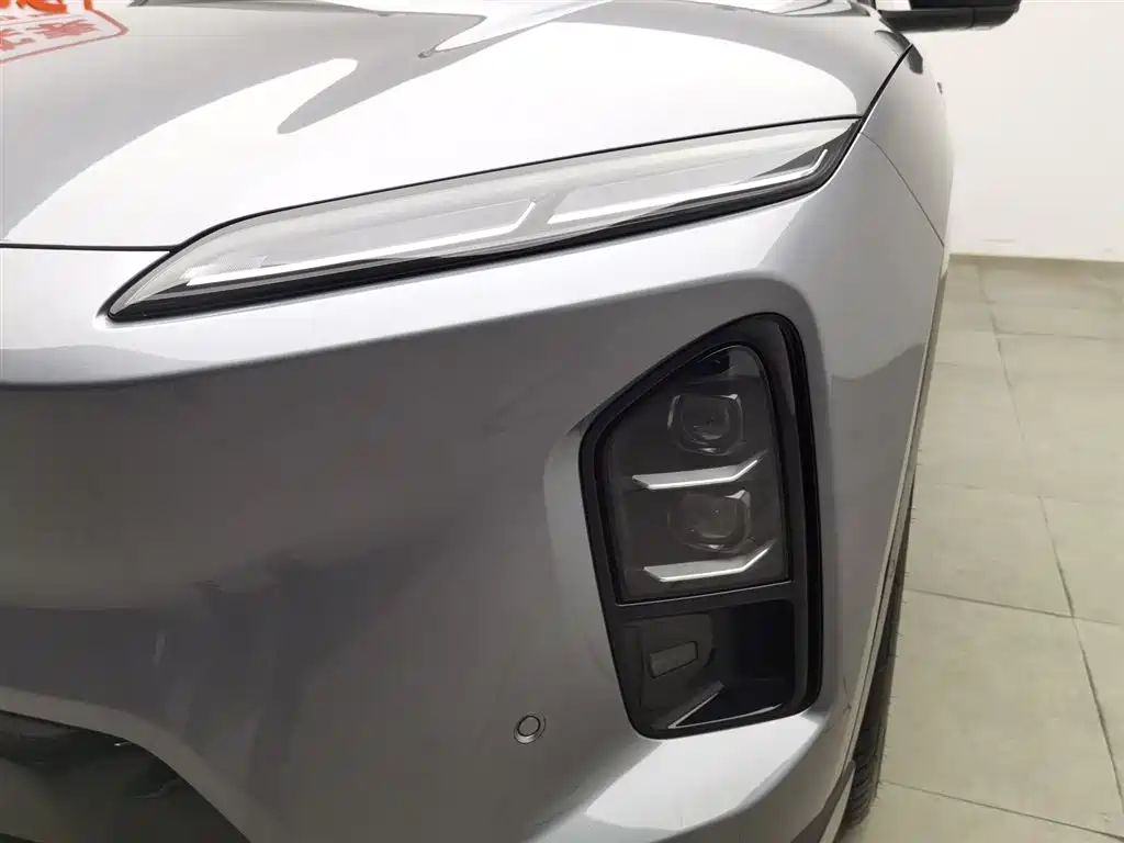 NIO NIO ES6 2025 Model 100kWh 300,000 Units Commemorative Edition 2025 - thumbnail 7