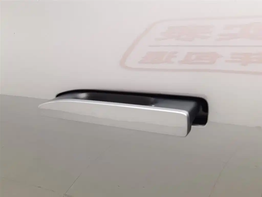 NIO NIO ES6 2025 Model 100kWh 300,000 Units Commemorative Edition 2025 - thumbnail 18