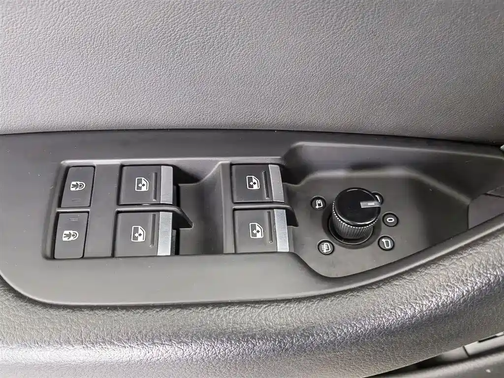 Audi Audi A6L 2019 45 TFSI Premium Elegant 2020 - thumbnail 9