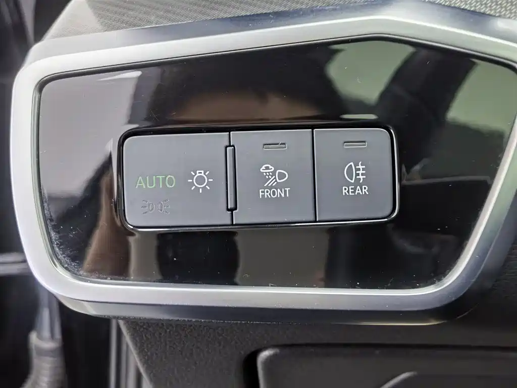 Audi Audi A6L 2019 45 TFSI Premium Elegant 2020 - thumbnail 21