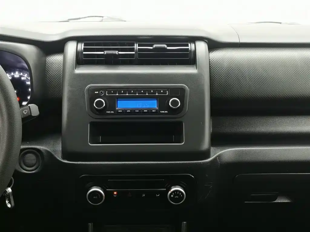 Changan Oushang Changan Oushang X70A 2020 1.5L Manual Base Model 2021 - thumbnail 12