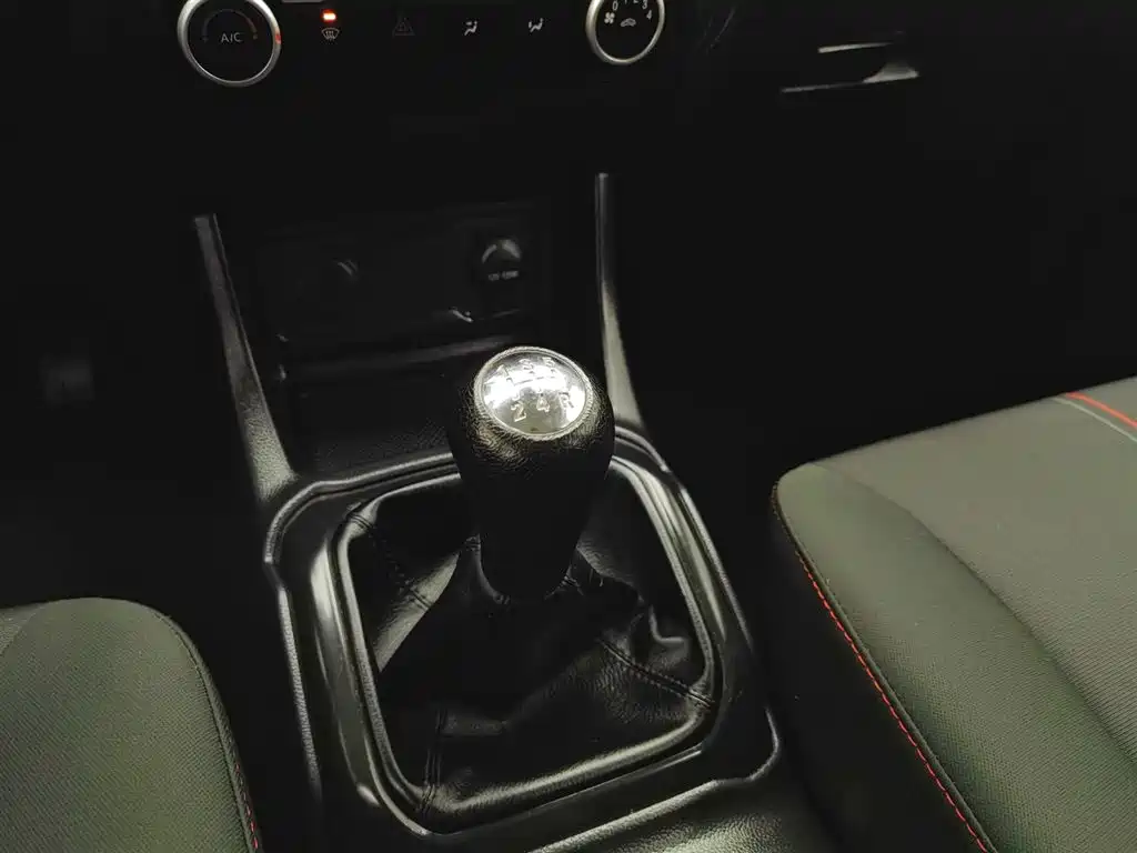Changan Oushang Changan Oushang X70A 2020 1.5L Manual Base Model 2021 - thumbnail 13