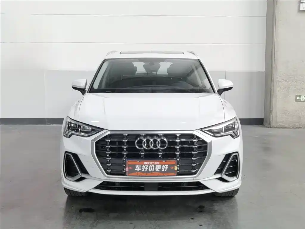 Audi Audi Q3 2019 35 TFSI Fashion Dynamic Edition 2020 - thumbnail 3