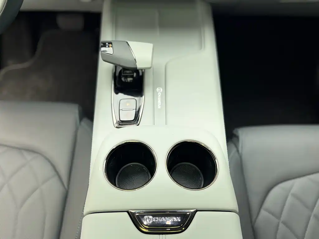 Changan Changan UNI-Z New Energy 2024 Blue Whale Intelligent Electric iDD 125km Excellent Edition 2024 - thumbnail 8