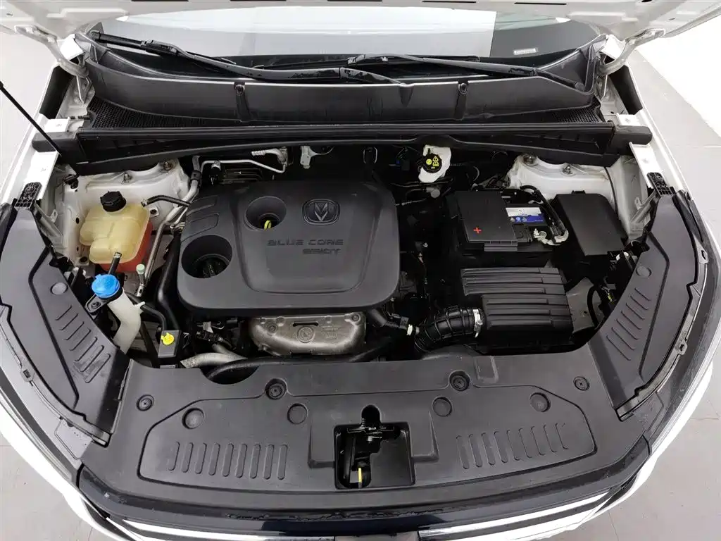 Changan Changan CS55 Plus 2020 1.5T Manual Color Edition 2020 - thumbnail 6