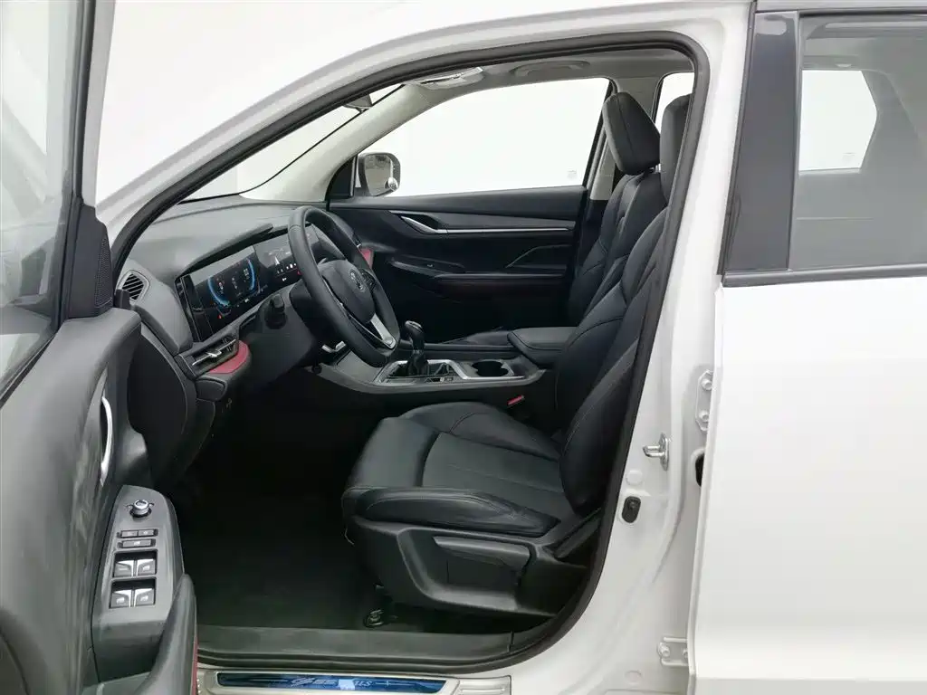 Changan Changan CS55 Plus 2020 1.5T Manual Color Edition 2020 - thumbnail 10