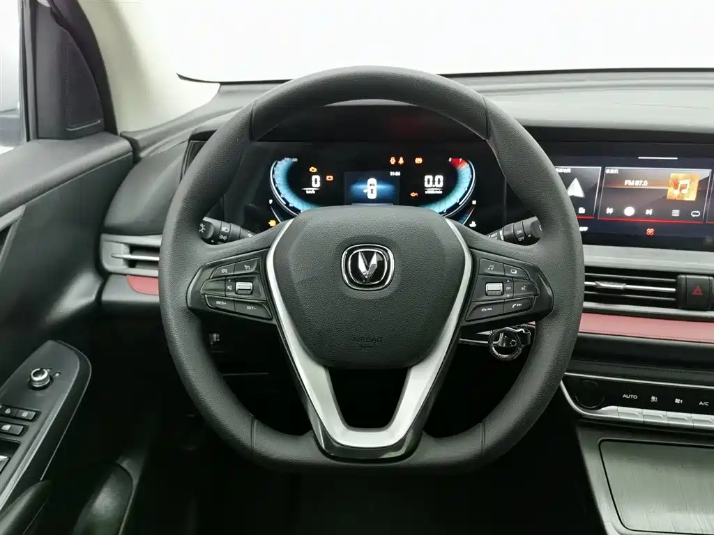 Changan Changan CS55 Plus 2020 1.5T Manual Color Edition 2020 - thumbnail 11