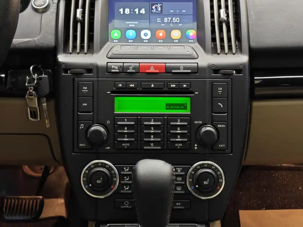 Land Rover Freelander 2 2012 2.0T Si4 SE Petrol 2012 - thumbnail 19