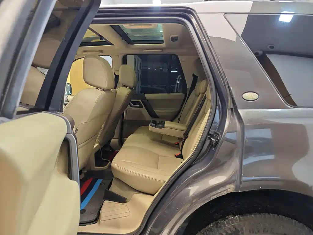 Land Rover Freelander 2 2012 2.0T Si4 SE Petrol 2012 - thumbnail 22