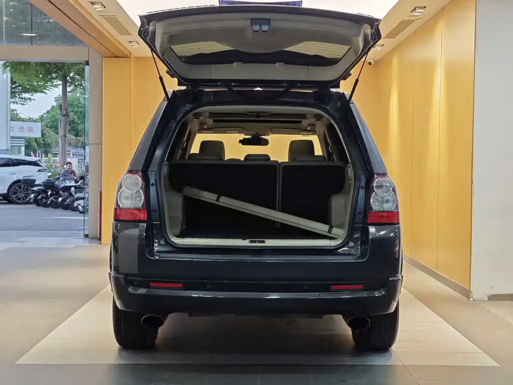 Land Rover Freelander 2 2012 2.0T Si4 SE Petrol 2012 - thumbnail 27