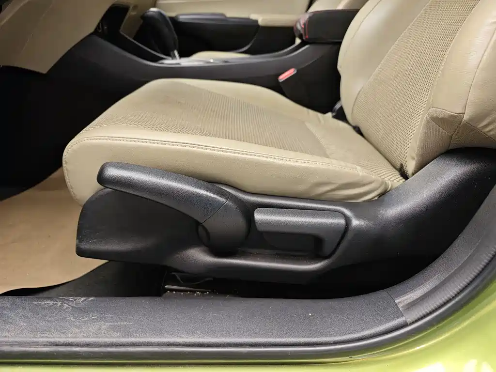 Honda Honda Jade 2013 1.8L Automatic Comfort Edition 5-seater 2014 - thumbnail 10