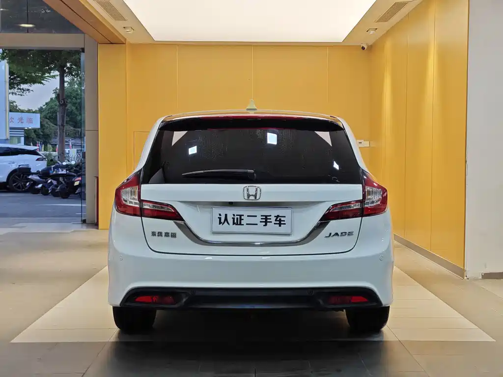 Honda Honda Jade 2013 1.8L Automatic Comfort Edition 5-seater 2014 - thumbnail 28