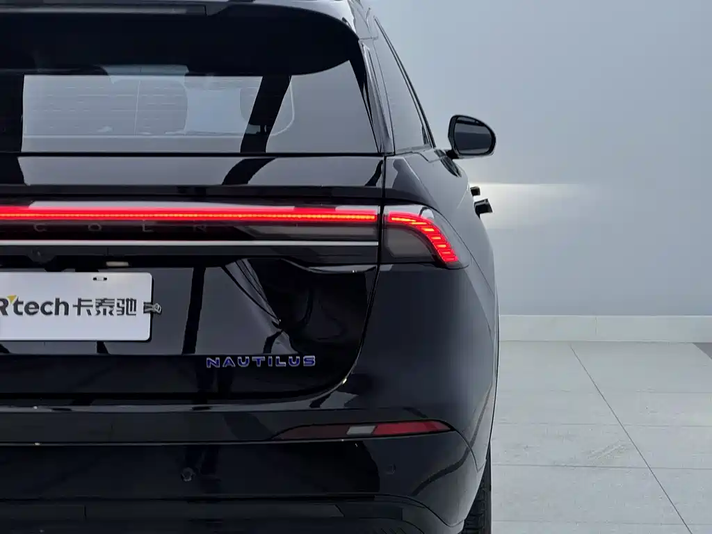Lincoln Nautilus 2025 2.0T AWD Premium Hybrid 2025 - thumbnail 6