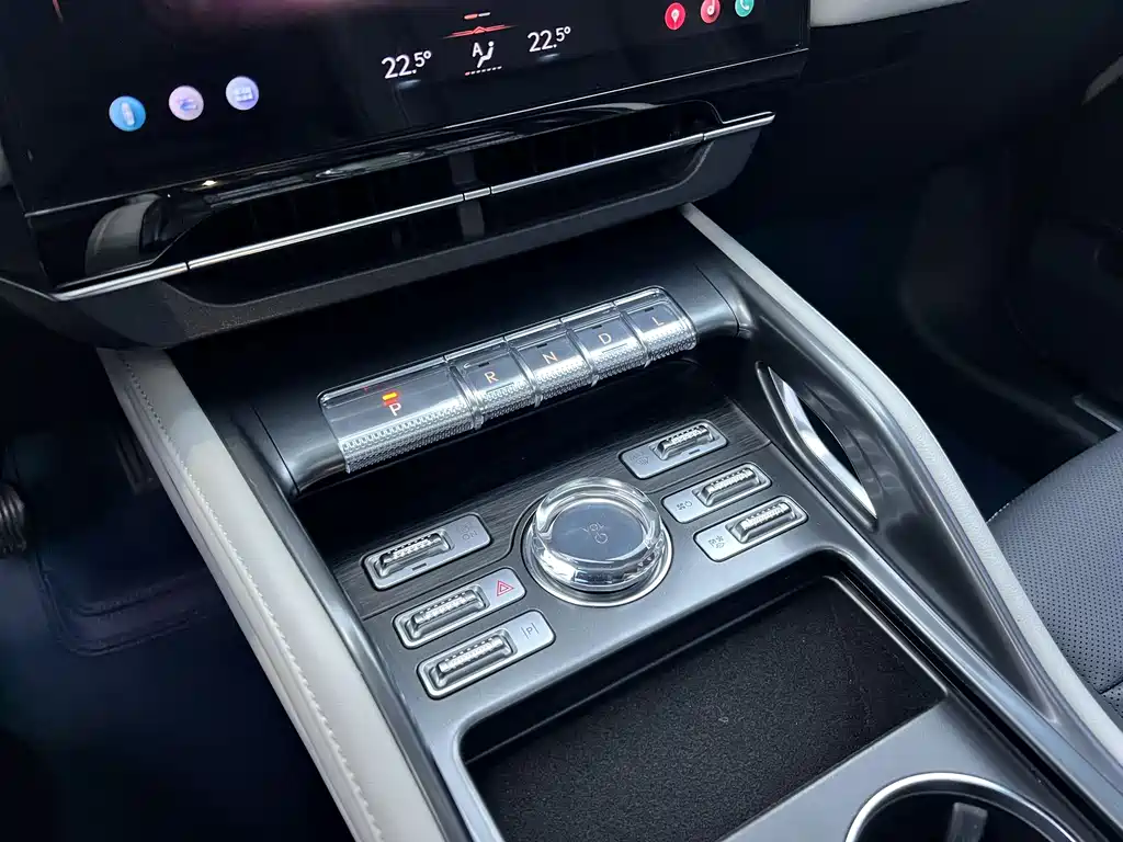 Lincoln Nautilus 2025 2.0T AWD Premium Hybrid 2025 - thumbnail 11