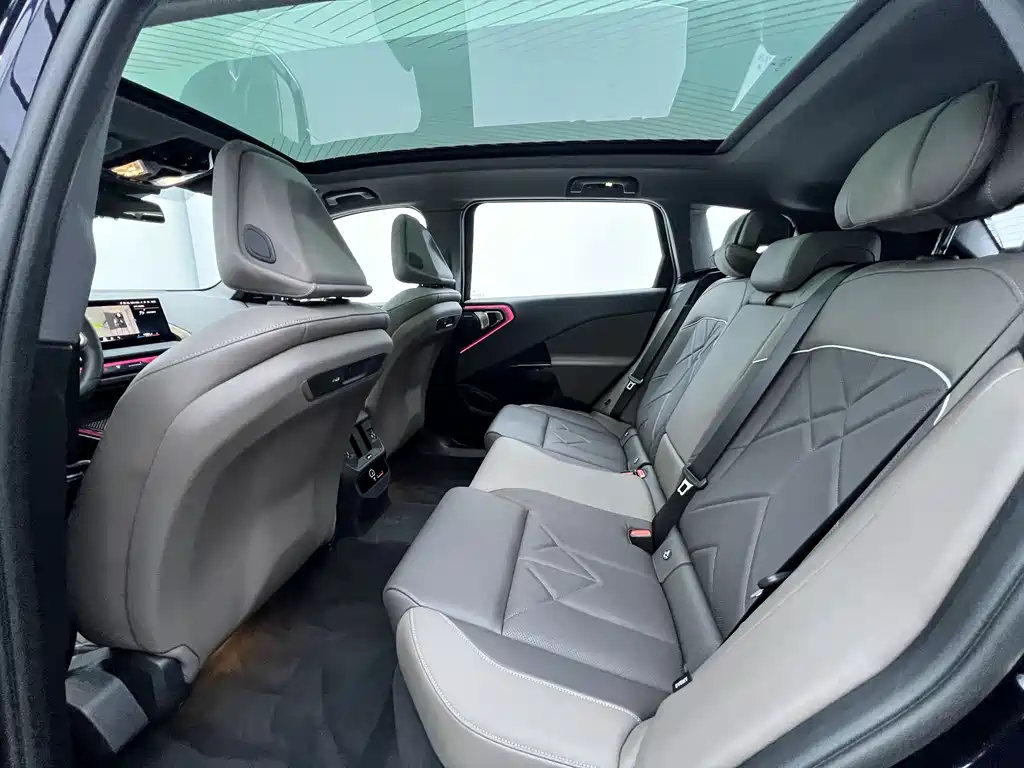 BMW BMW X3 2025 xDrive30L Premium M Sport Package 2025 - thumbnail 15