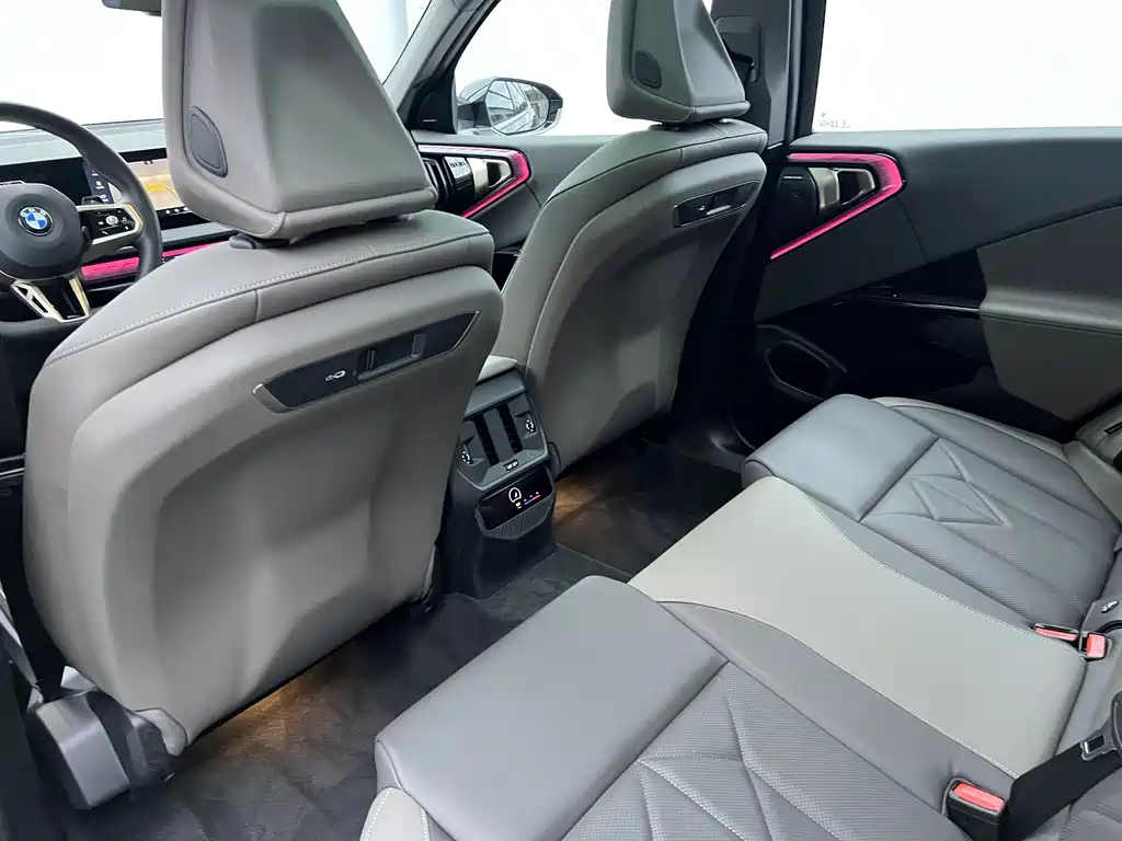 BMW BMW X3 2025 xDrive30L Premium M Sport Package 2025 - thumbnail 18