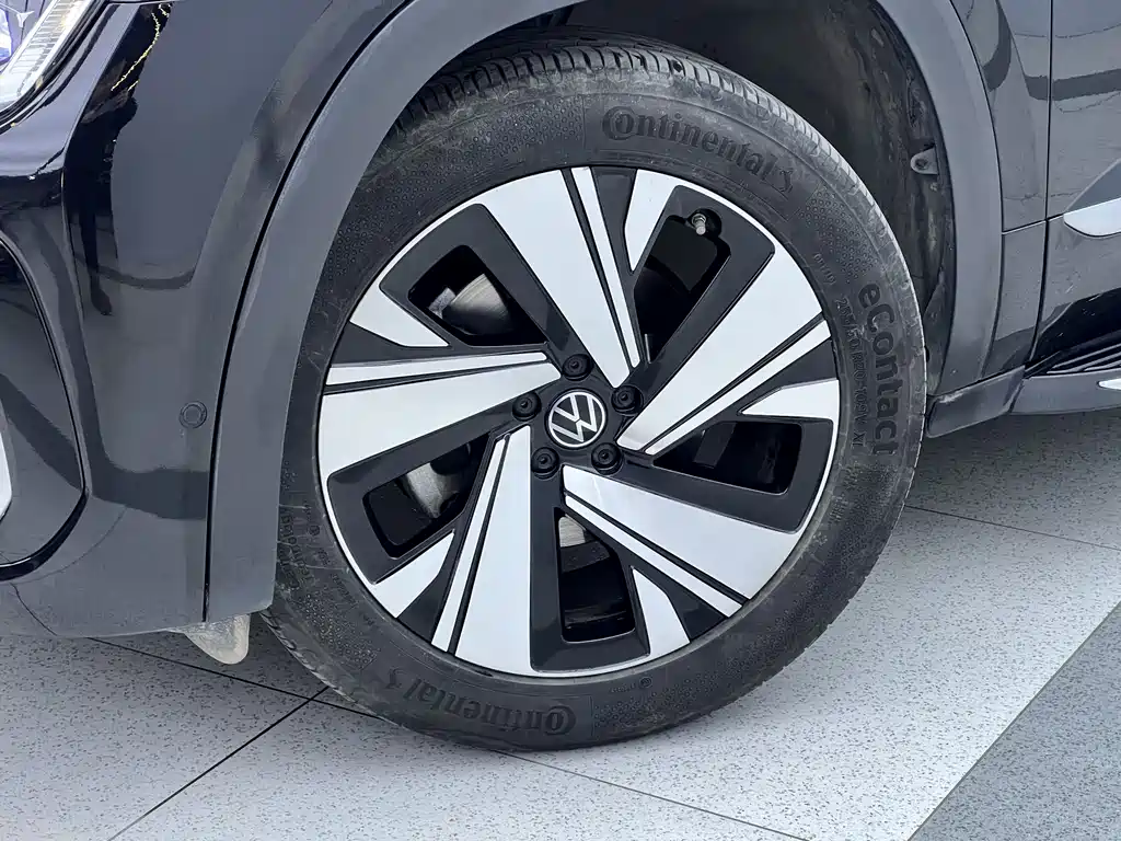Volkswagen Teramont 2023 Teramont X Facelift 380TSI AWD Premium Luxury Edition 2023 - thumbnail 7