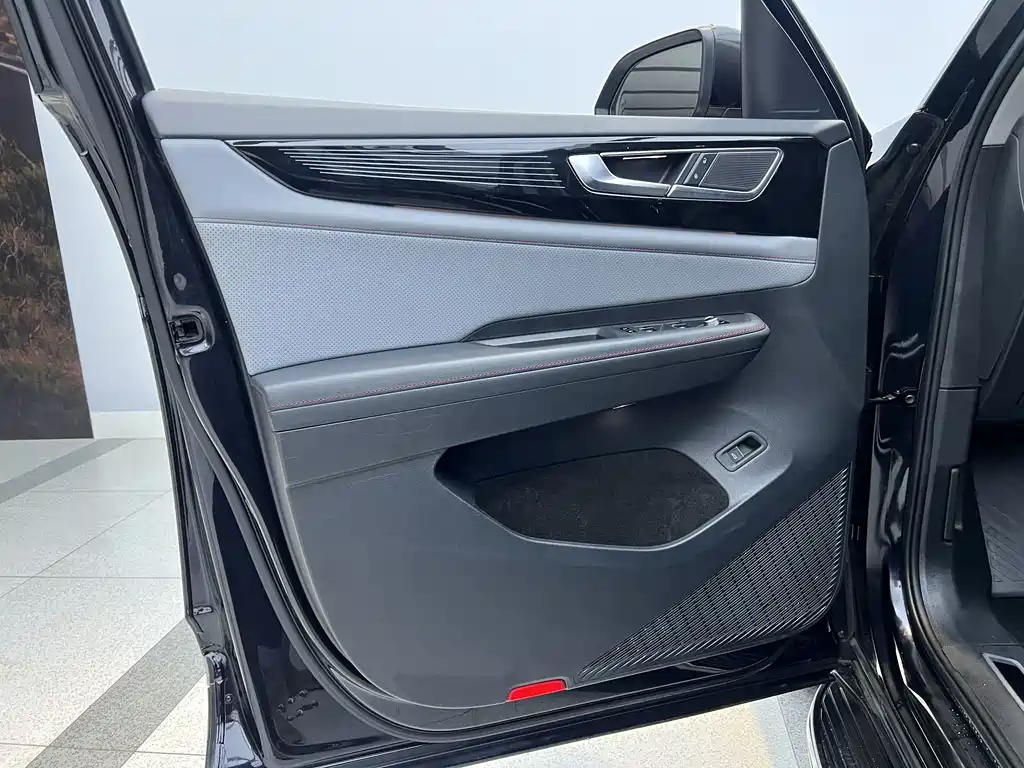 Volkswagen Teramont 2023 Teramont X Facelift 380TSI AWD Premium Luxury Edition 2023 - thumbnail 13