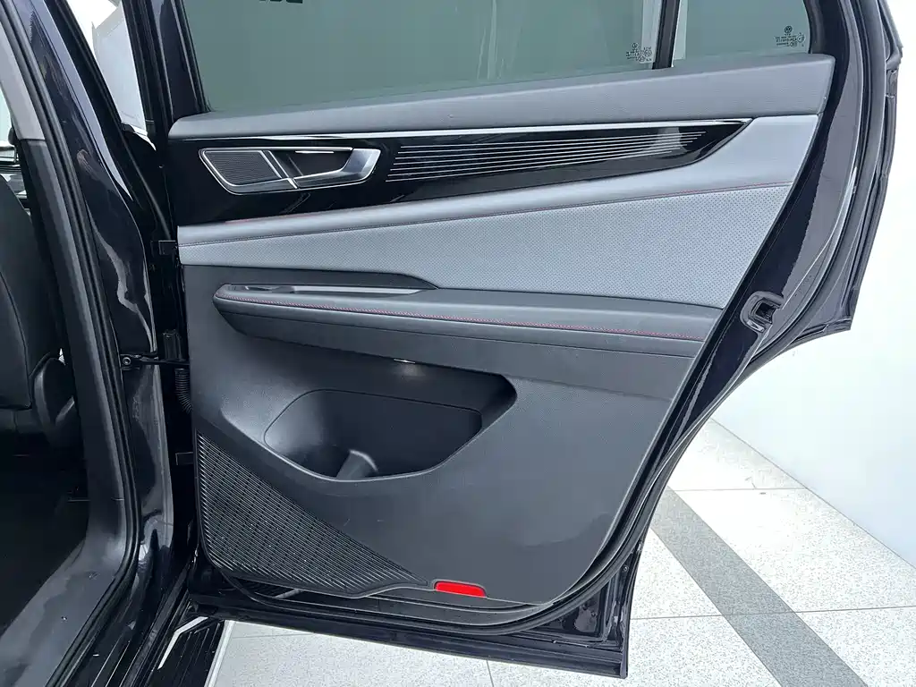 Volkswagen Teramont 2023 Teramont X Facelift 380TSI AWD Premium Luxury Edition 2023 - thumbnail 19