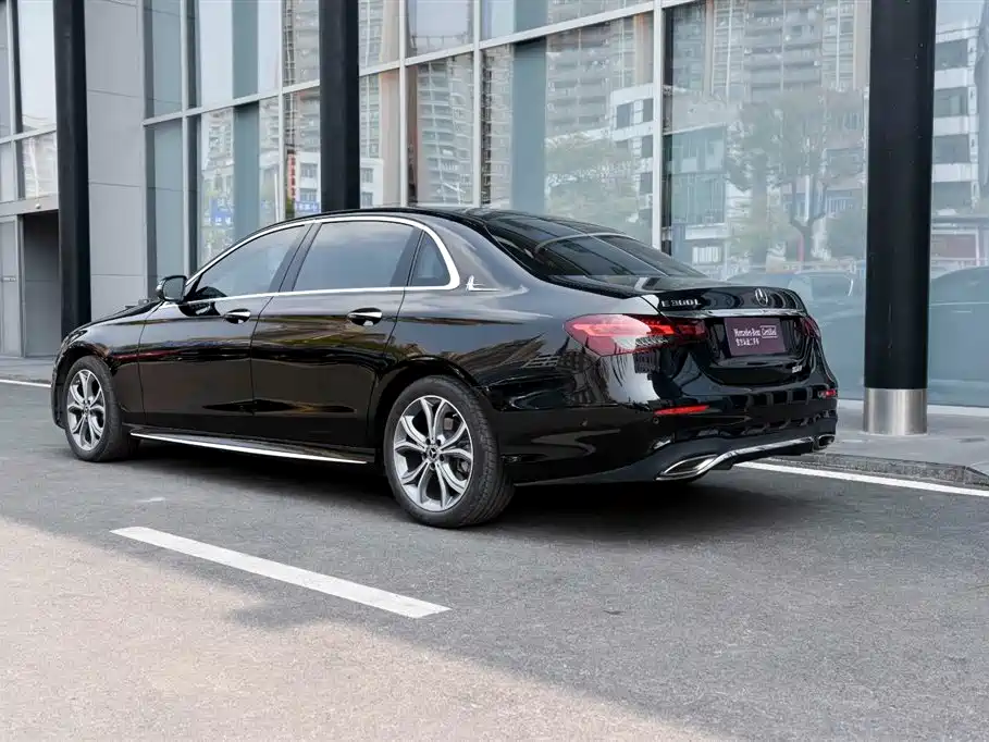 Mercedes-Benz Mercedes-Benz E-Class 2021 E 300 L Sport Luxury 2021 - thumbnail 4