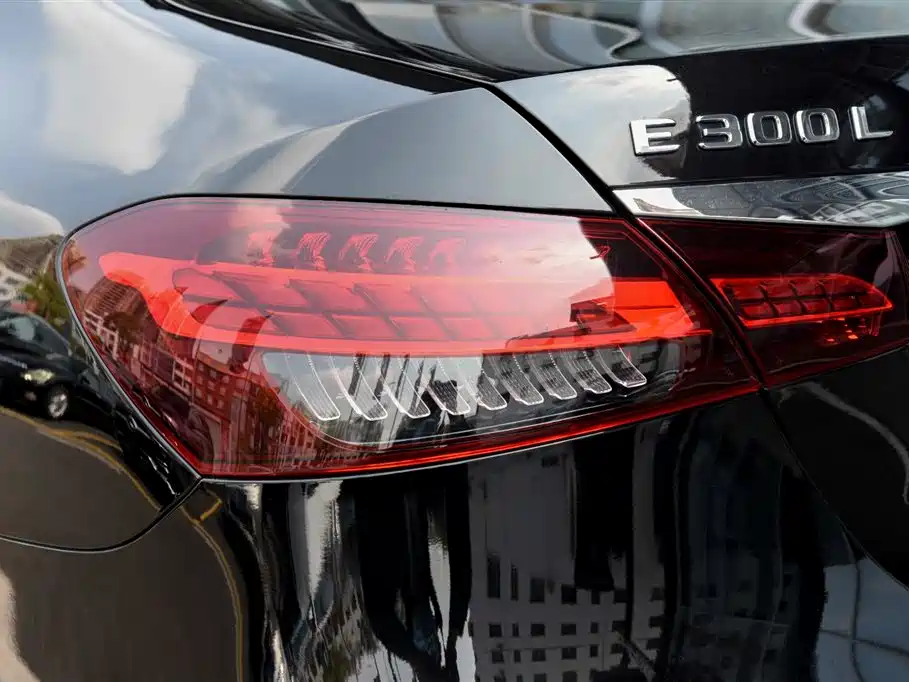 Mercedes-Benz Mercedes-Benz E-Class 2021 E 300 L Sport Luxury 2021 - thumbnail 14