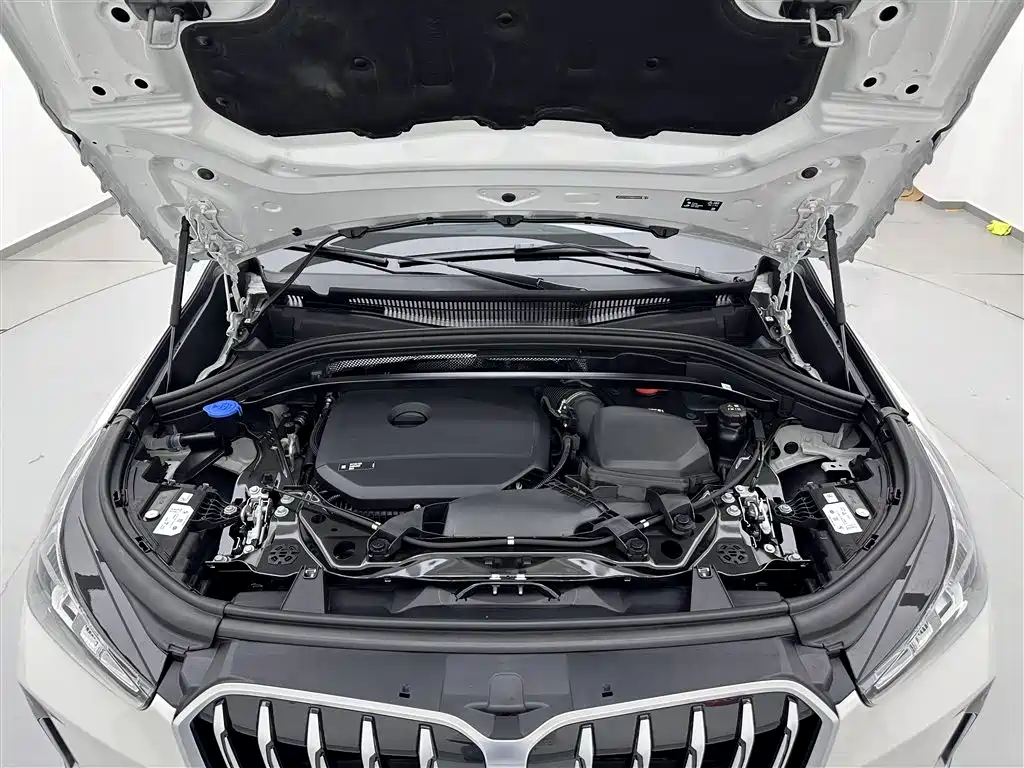 BMW BMW X1 2023 sDrive25Li X Design Package 2024 - thumbnail 27