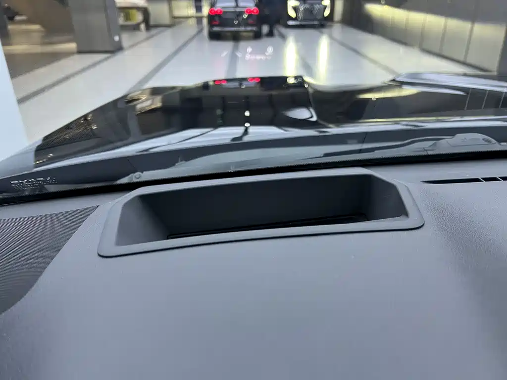 Lexus Lexus LX 600 2022 Model US Specification 2022 - thumbnail 9