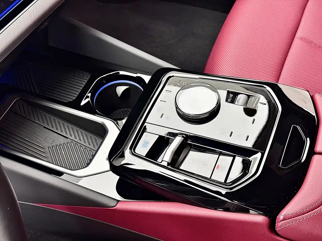 BMW BMW i5 2025 eDrive 40L M Sport Package 2025 - thumbnail 14