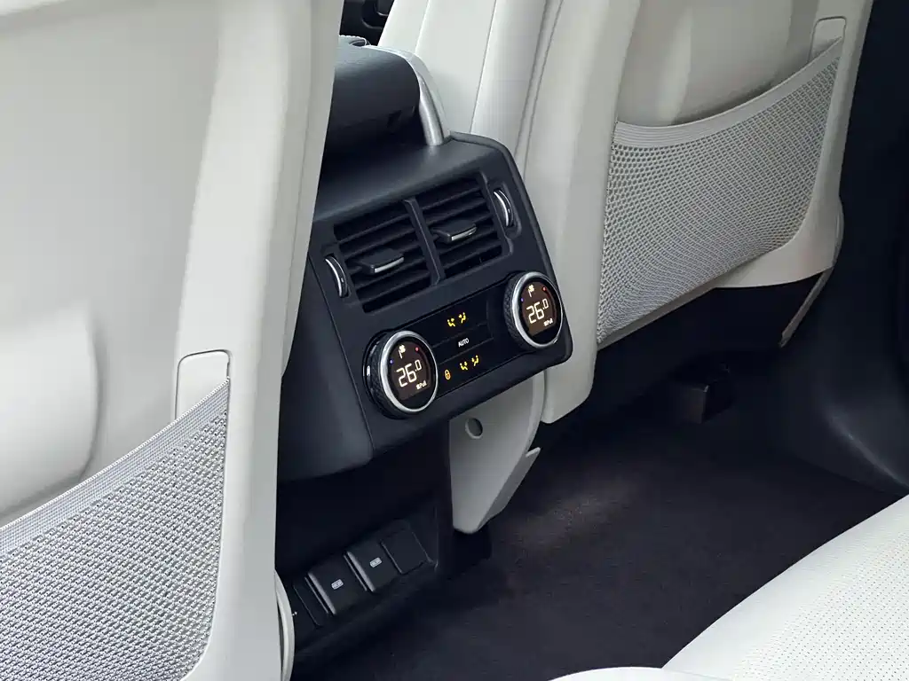 Land Rover Discovery 2023 Model Year Facelift 360PS R-Dynamic SE 2024 - thumbnail 14
