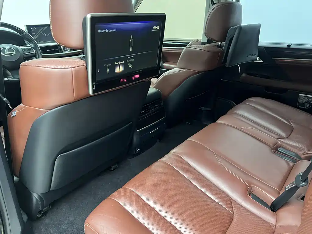 Lexus Lexus LX 570 F Sport 2019 - thumbnail 15