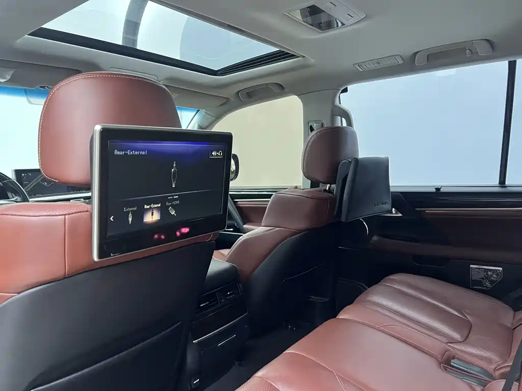 Lexus Lexus LX 570 F Sport 2019 - thumbnail 17