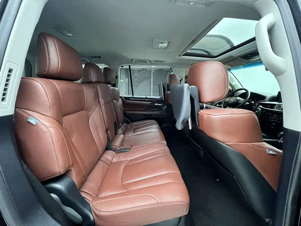 Lexus Lexus LX 570 F Sport 2019 - thumbnail 18