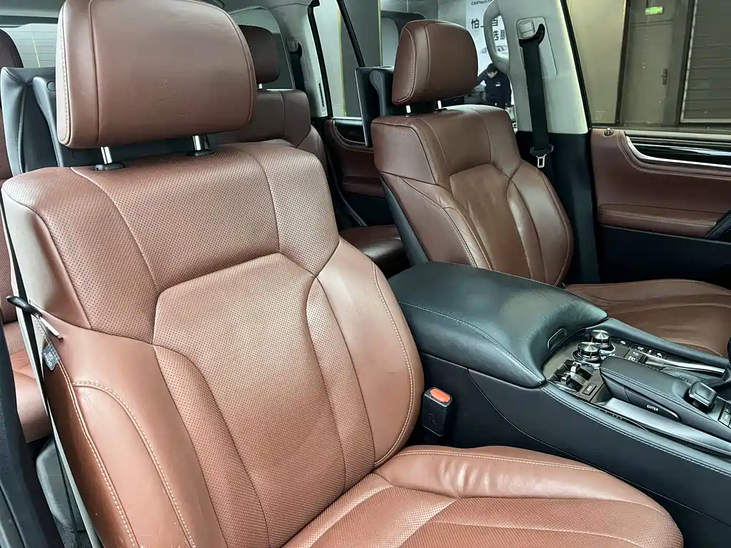 Lexus Lexus LX 570 F Sport 2019 - thumbnail 25