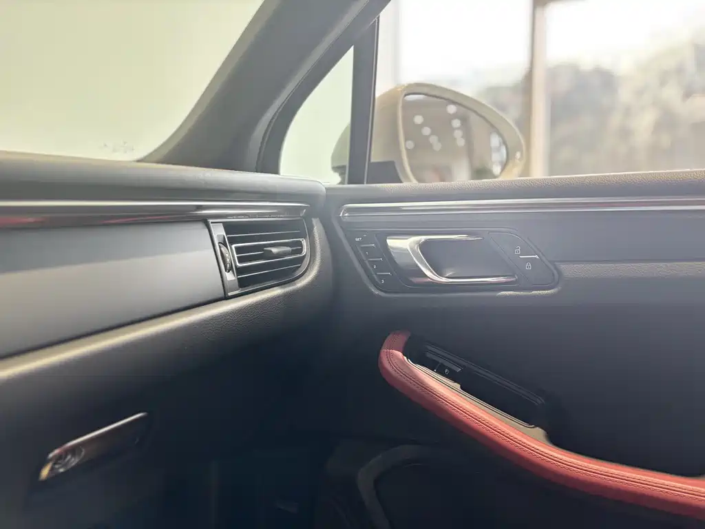 Porsche Porsche Macan 2021 Macan 2.0T 2021 - thumbnail 14
