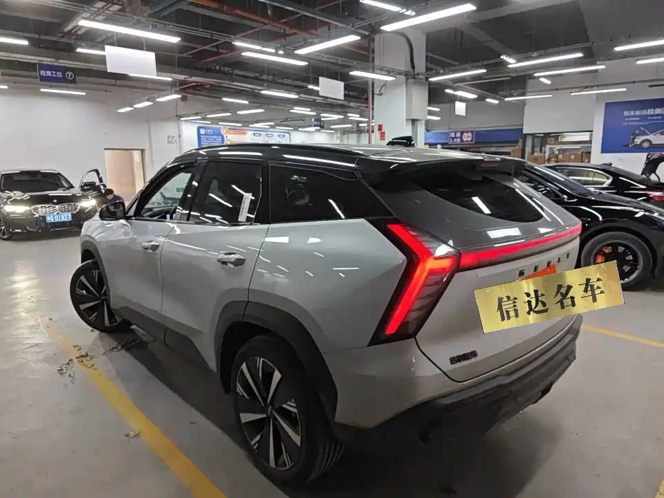 Geely Auto Geely Boyue L 2023 1.5TD DCT Premium Edition 2023 - thumbnail 2