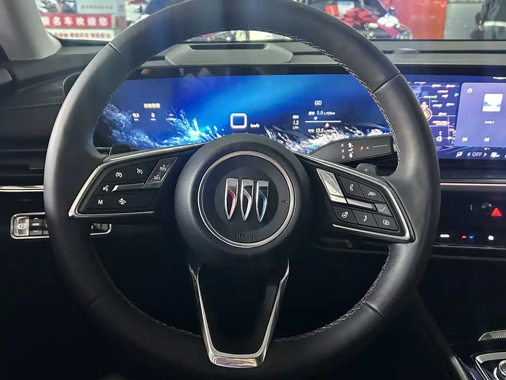 Buick Buick Envision Plus 2025 Envision Plus 28T FWD Platinum Edition 2025 - thumbnail 12