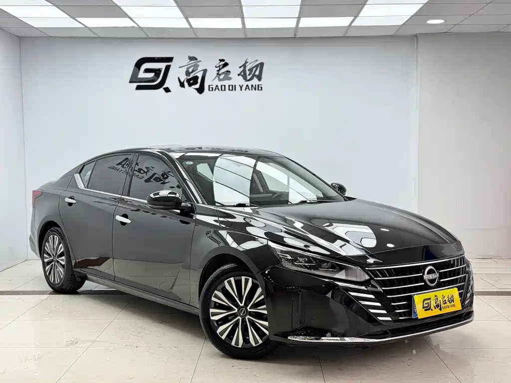 Nissan Nissan Altima 2022 2.0L XL-TLS Premium Edition 2023 - thumbnail 3