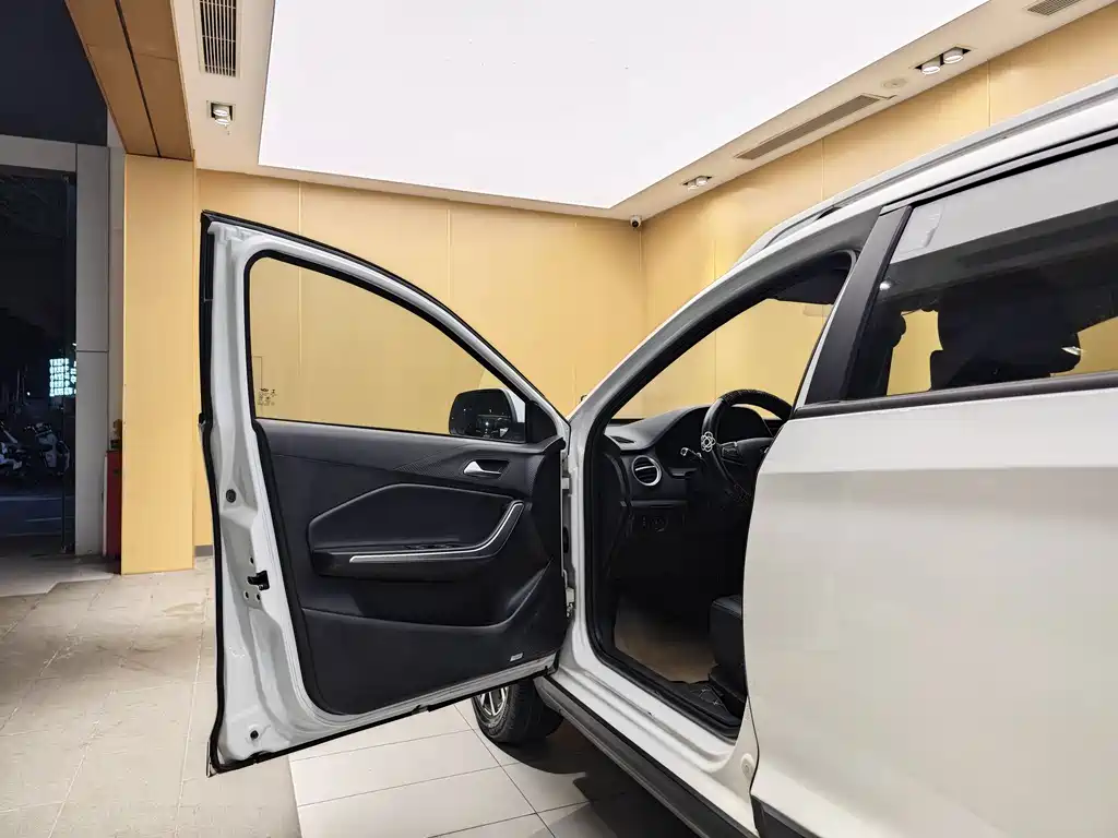 Chery Tiggo 3x 2018 1.5L Automatic Elite Edition 2019 - thumbnail 7