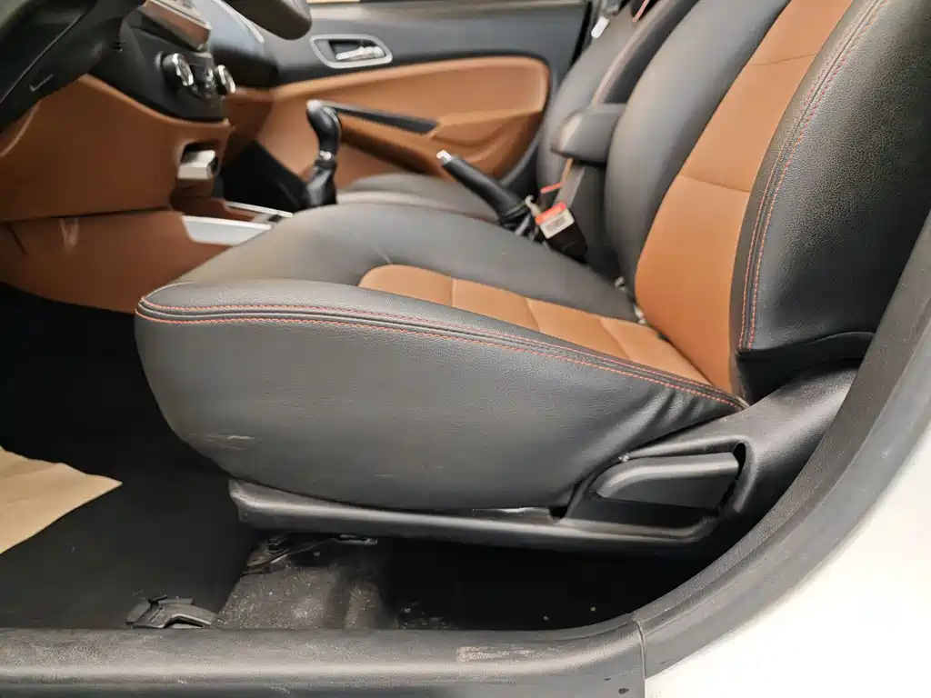 Geely Auto Geely Emgrand EC7 2016 1.5L Manual Elite 2019 - thumbnail 10