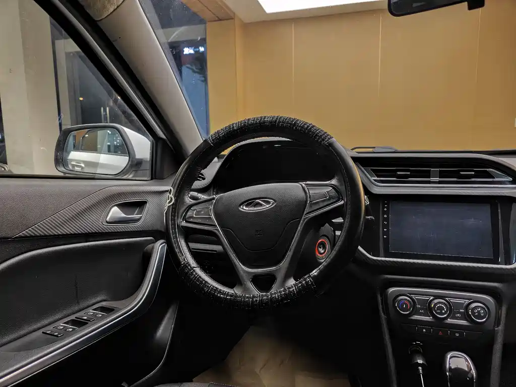 Chery Tiggo 3x 2018 1.5L Automatic Elite Edition 2019 - thumbnail 14