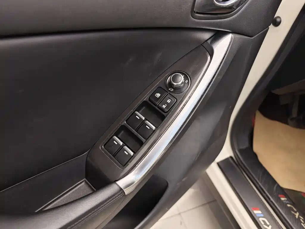 Mazda Mazda CX-5 2015 2.5L Automatic AWD Premium 2015 - thumbnail 9