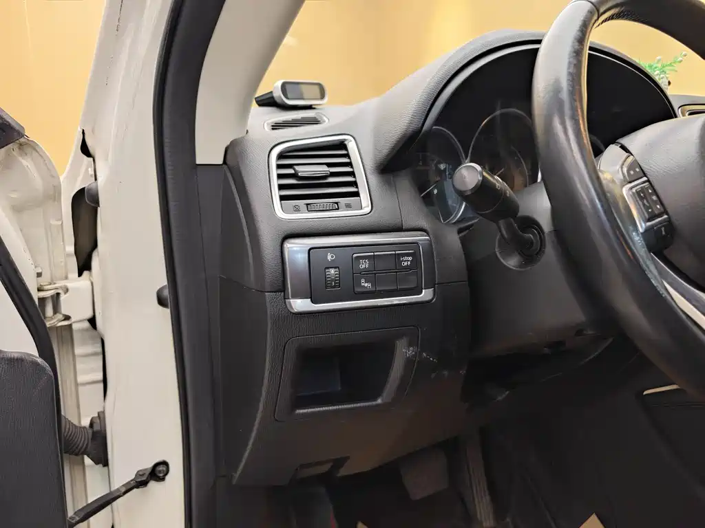 Mazda Mazda CX-5 2015 2.5L Automatic AWD Premium 2015 - thumbnail 11