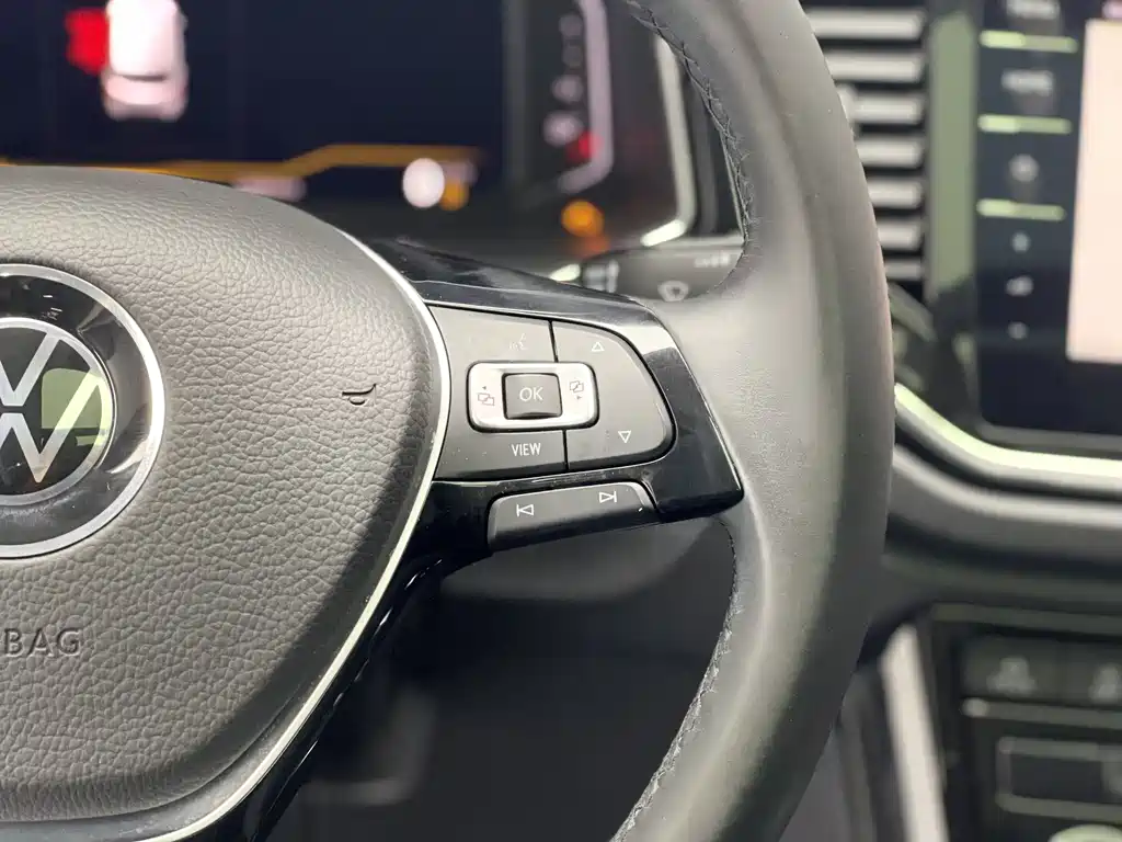 Volkswagen T-ROC 2022 280TSI DSG Front-Wheel Drive Comfort Plus 2023 - thumbnail 9