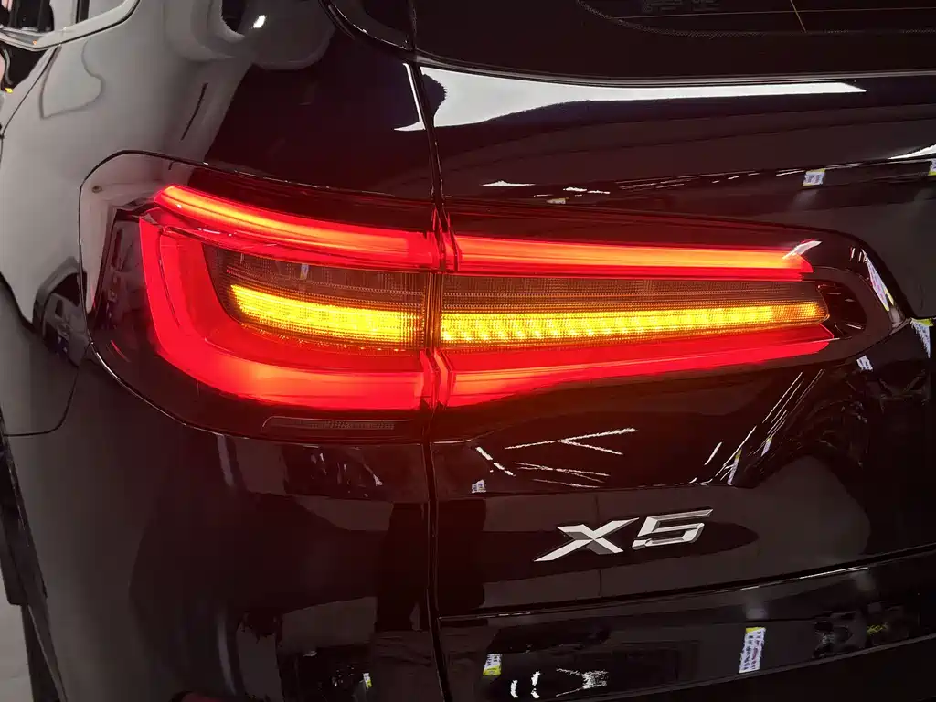 BMW BMW X5 xDrive40i M Sport Package (Imported) 2021 Model 2021 - thumbnail 17