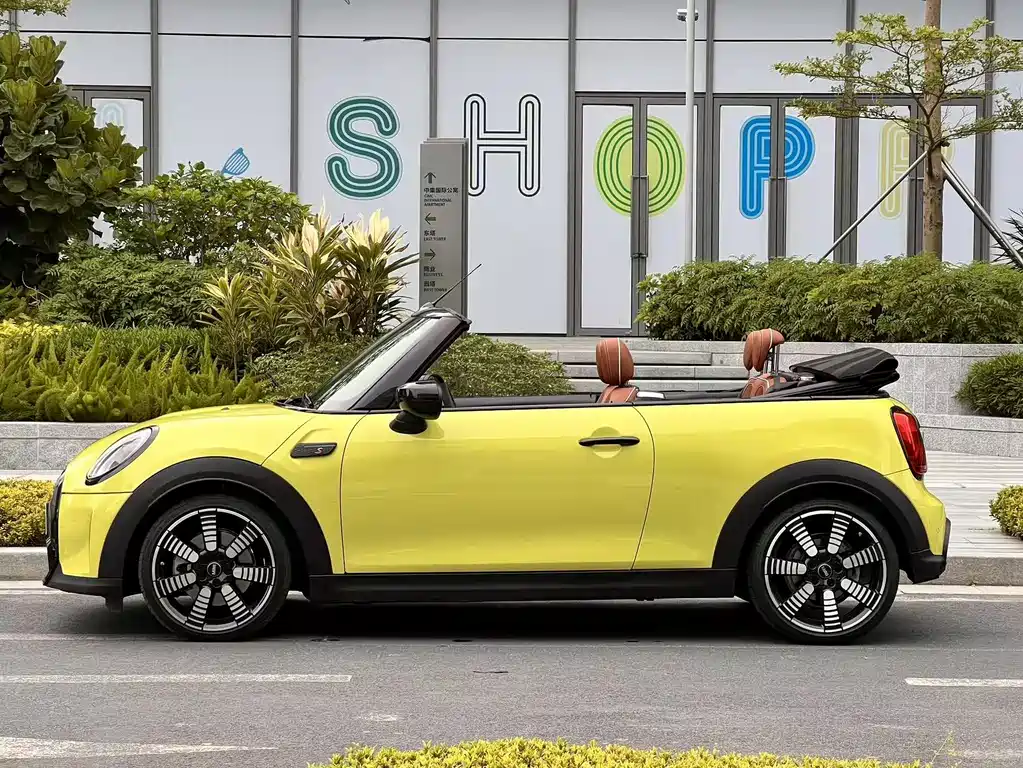 MINI MINI 2023 Facelift 2.0T COOPER S CABRIO Artist 2024 - thumbnail 3