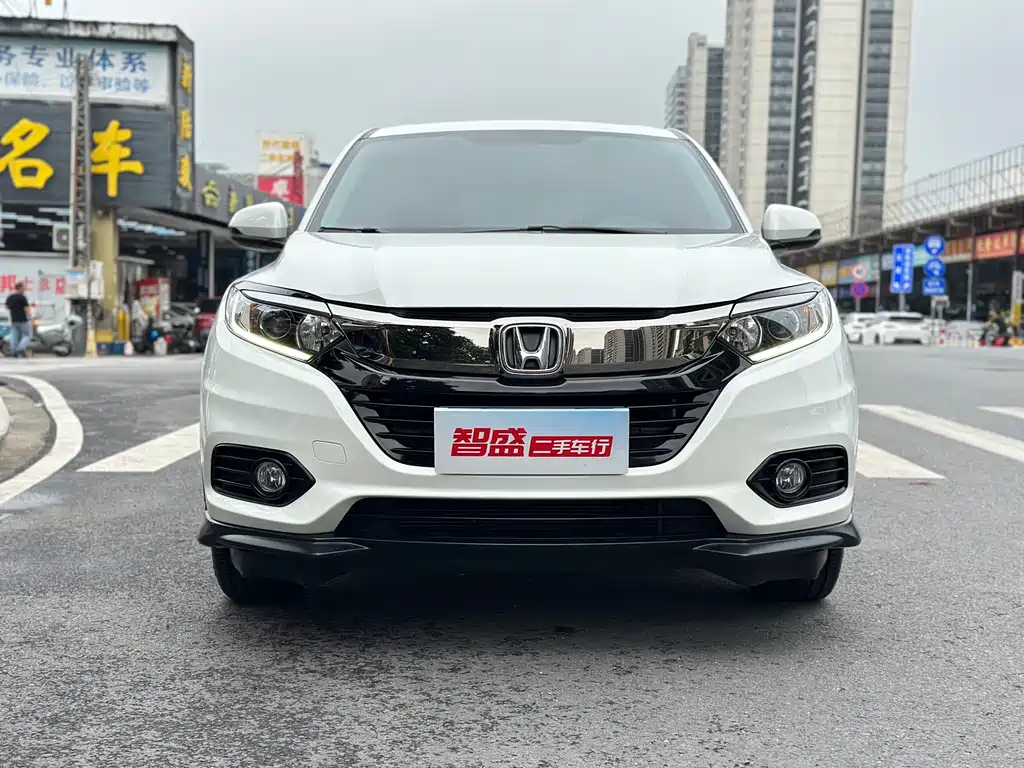 Honda Honda Vezel 2020 1.5L CVT Pioneer Edition 2021 - thumbnail 2
