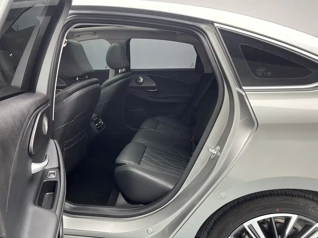 Chery Arrizo 8 2022 1.6T DCT Elegant 2024 - thumbnail 4